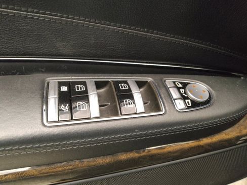 Used 2014 Mercedes-Benz CL 550 4MATIC image 27