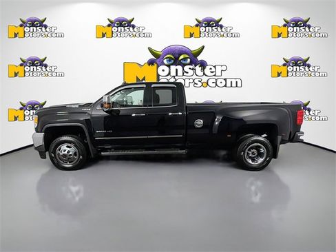 Used 2017 GMC Sierra 3500 SLT image 8