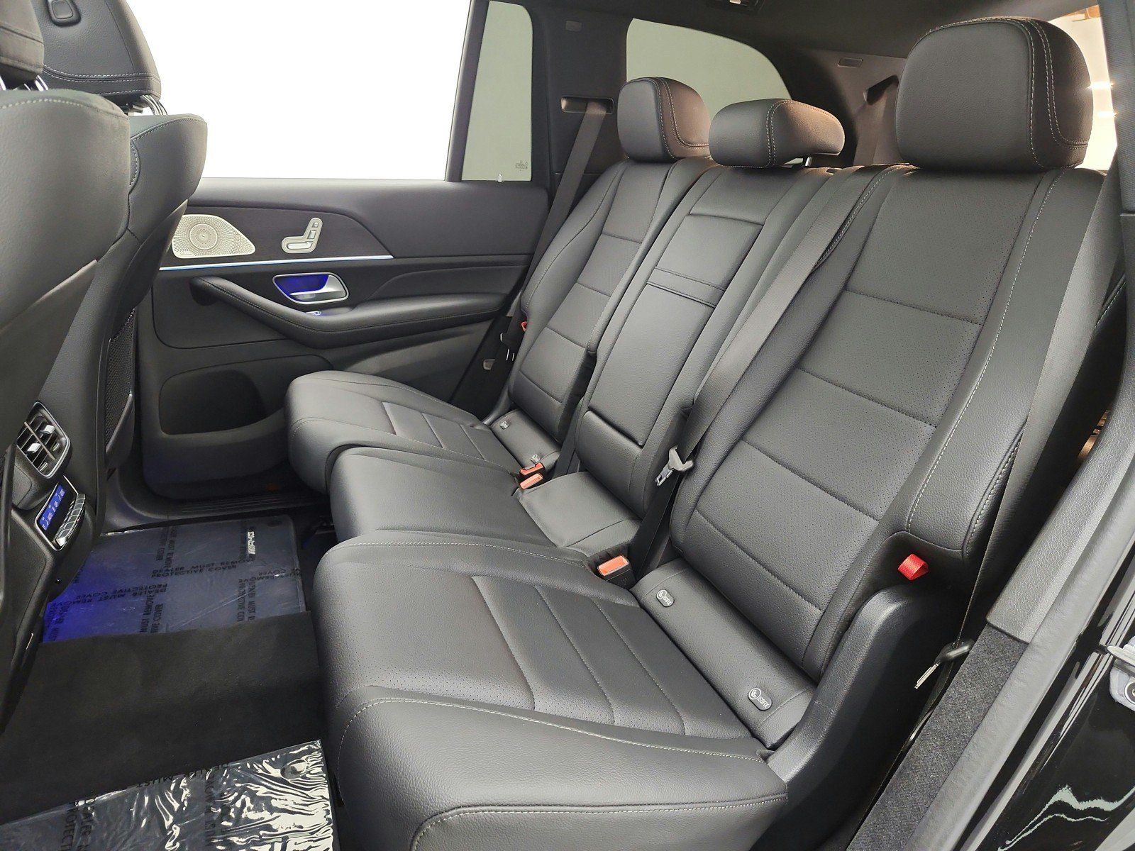 Used 2025 Mercedes-Benz GLS 450 4MATIC image 16