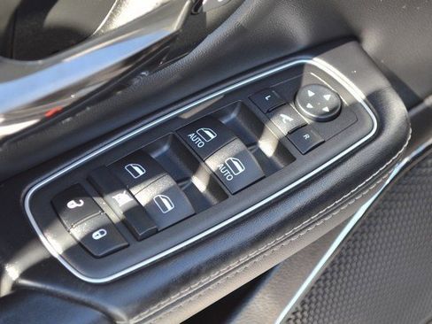 Used 2022 RAM 1500 Limited w/ Body Color Bumper Group image 17