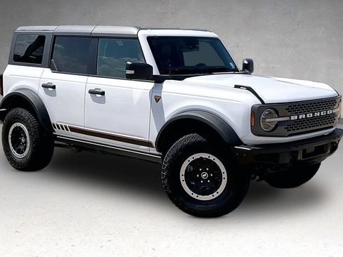 Used 2023 Ford Bronco Badlands AWD/4WD image 19