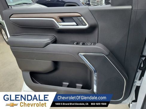 Used 2025 Chevrolet Silverado 1500 LT Trail Boss image 37