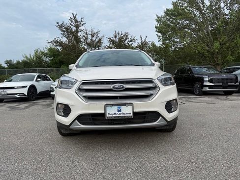 Used 2017 Ford Escape Titanium w/ Equipment Group 301A AWD/4WD image 3