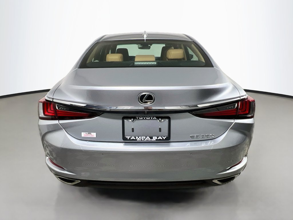 Used 2025 Lexus ES 350 w/ Premium Package FWD image 4