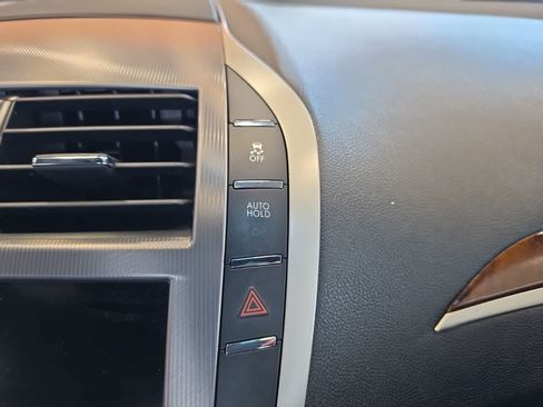 Used 2017 Lincoln MKZ Select AWD/4WD image 25