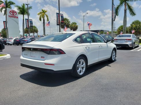 Used 2024 Honda Accord LX image 12