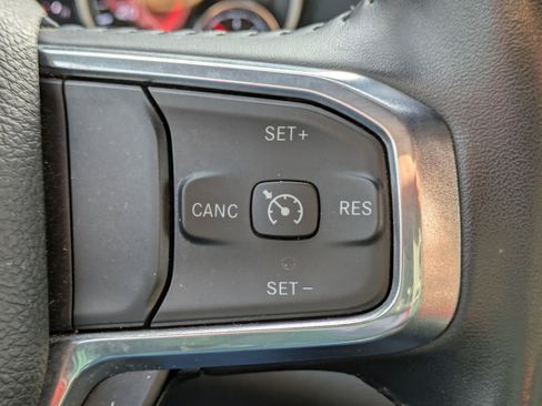 Used 2024 RAM 1500 Laramie image 29