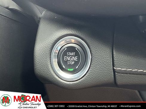 Certified 2022 Buick Envision Preferred FWD image 26