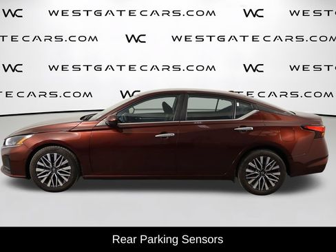 Used 2023 Nissan Altima 2.5 SV FWD image 5