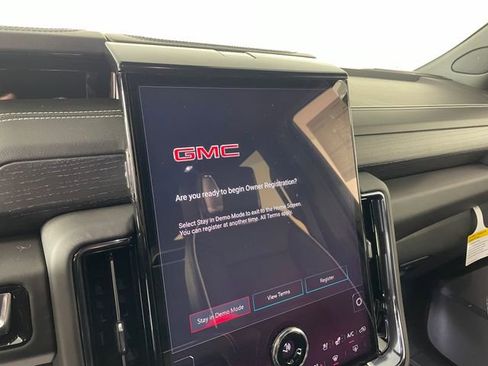 New 2026 GMC Yukon AT4 Ultimate image 4