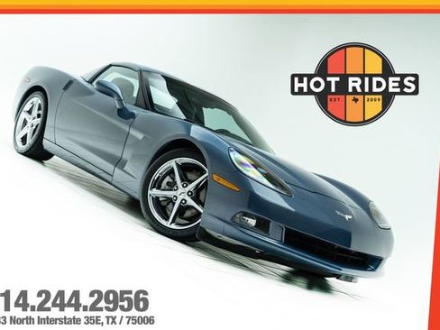 Used 2011 Chevrolet Corvette Coupe w/ 1LT image 1