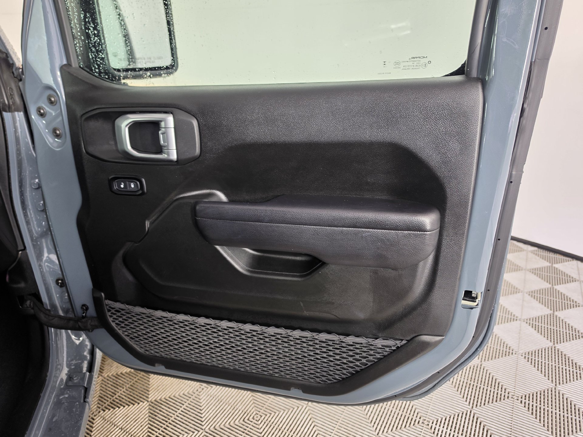 Used 2024 Jeep Wrangler Unlimited Sport AWD/4WD image 32