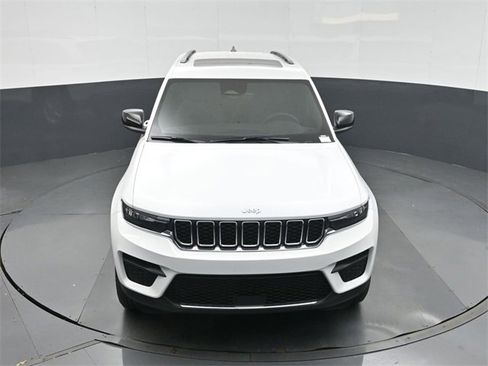 New 2025 Jeep Grand Cherokee Laredo X image 31