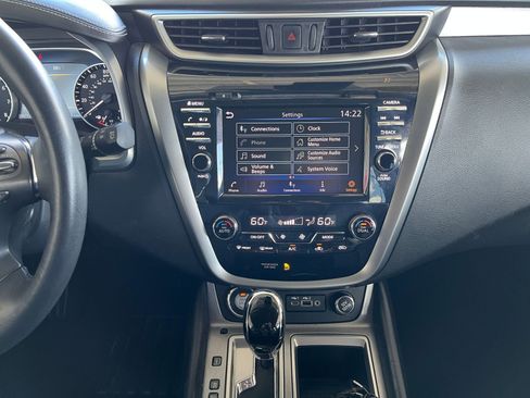 Used 2023 Nissan Murano SV image 18