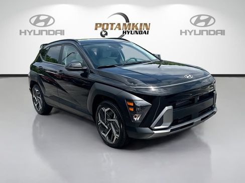 Certified 2026 Hyundai Kona SEL Premium FWD image 3