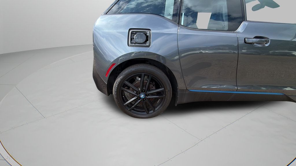 Used 2016 BMW i3 w/ Range Extender RWD image 32