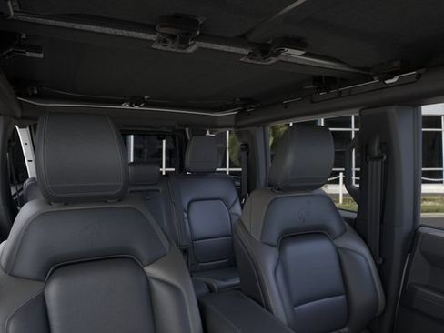 New 2026 Ford Bronco Outer Banks AWD/4WD image 12