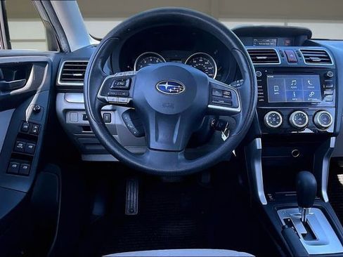 Used 2016 Subaru Forester 2.5i Premium w/ All-Weather Package AWD/4WD image 5