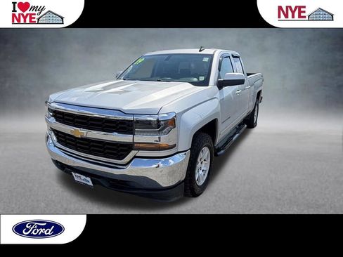 Used 2019 Chevrolet Silverado 1500 LT AWD/4WD image 1