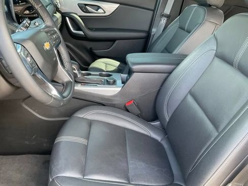 Used 2023 Chevrolet Blazer LT w/ Midnight/Sport Edition FWD image 5