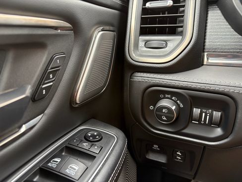 Used 2021 RAM 1500 Limited AWD/4WD image 32