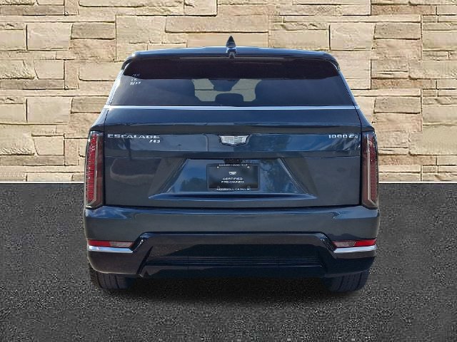 Certified 2026 Cadillac Escalade IQ Luxury 1 AWD/4WD image 3