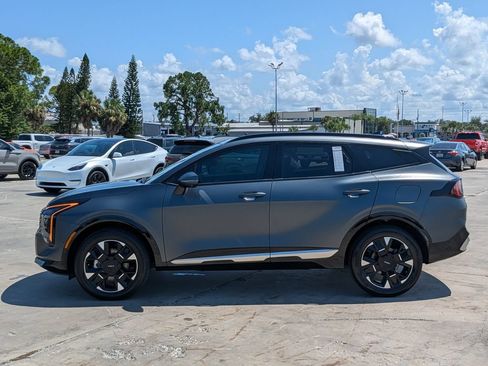 Certified 2026 Kia Sportage SX Prestige AWD/4WD image 5