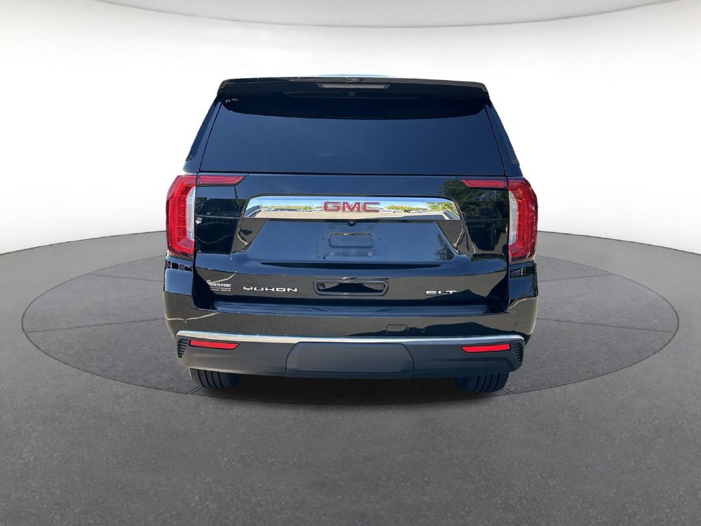 Used 2023 GMC Yukon XL SLT AWD/4WD image 4