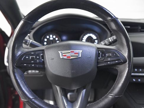 Used 2019 Cadillac XT4 Sport image 17