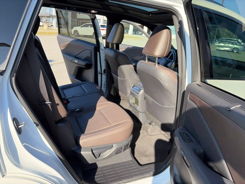 Used 2024 Lexus TX 350 AWD w/ Technology Package image 14