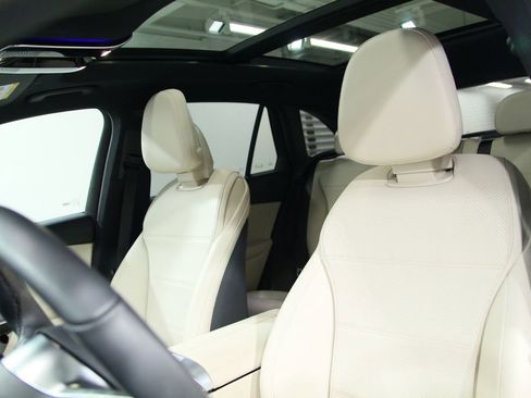 Certified 2026 Mercedes-Benz GLC 300 4MATIC image 7