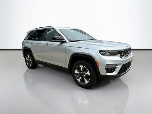 New 2025 Jeep Grand Cherokee Limited 4xe image 3