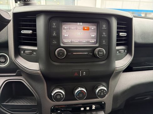 Used 2020 RAM 3500 Tradesman w/ Chrome Appearance Group image 9