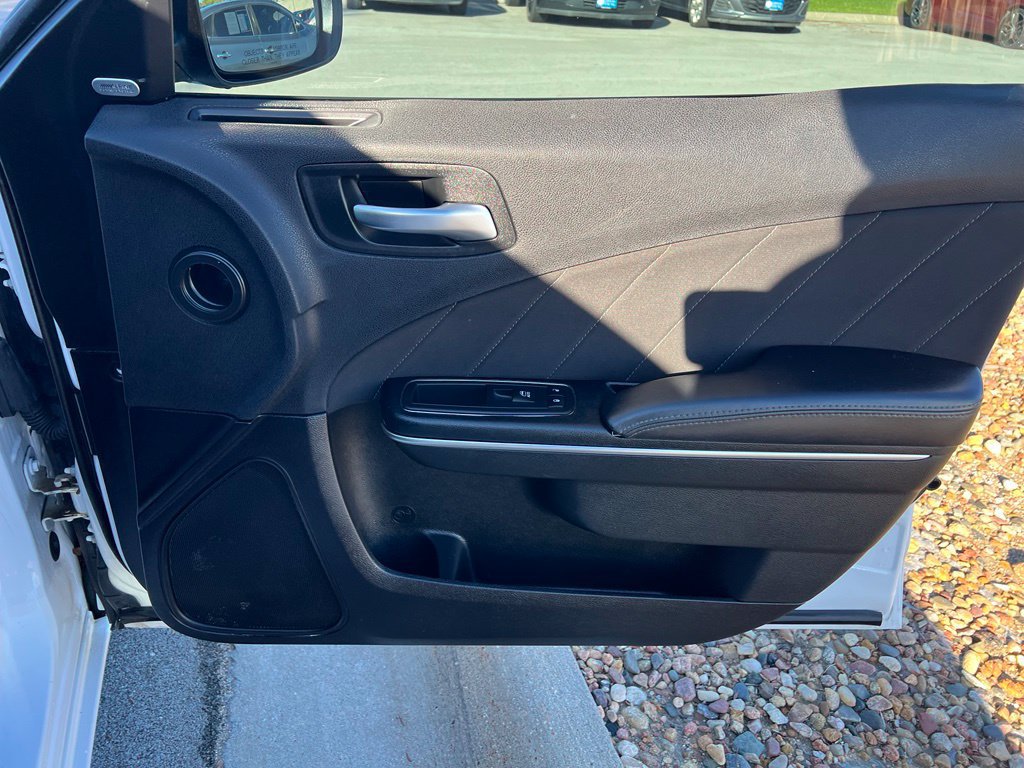 Used 2016 Dodge Charger R/T RWD image 24