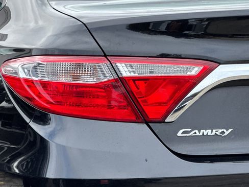 Used 2015 Toyota Camry XLE image 13