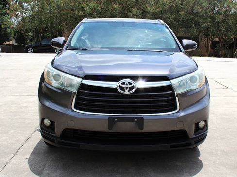 Used 2015 Toyota Highlander XLE FWD image 5
