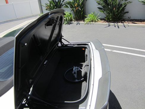 Used 2009 Chevrolet Corvette Convertible w/ Preferred Equipment Group RWD image 16