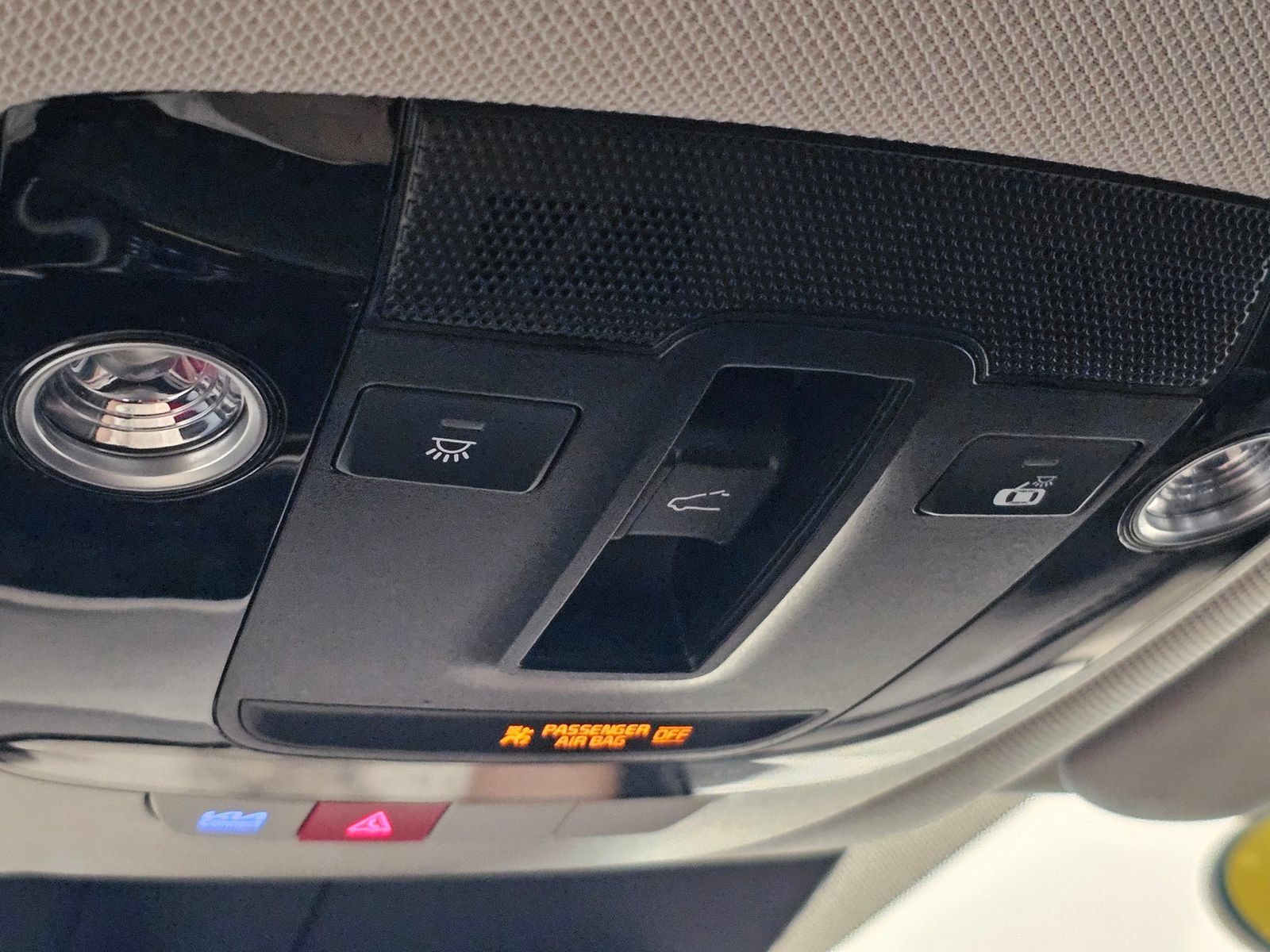 Used 2024 Kia Sorento S w/ Panoramic Sunroof Package FWD image 21