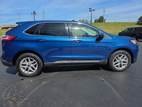 Used 2022 Ford Edge SEL AWD/4WD image 6