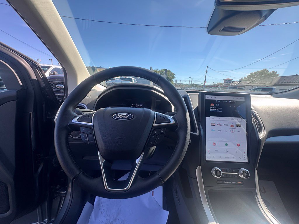 Used 2024 Ford Edge SEL w/ Convenience Package AWD/4WD image 12