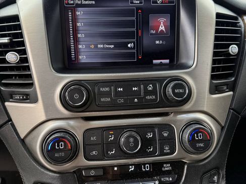 Used 2015 GMC Yukon Denali w/ Open Road Package AWD/4WD image 17