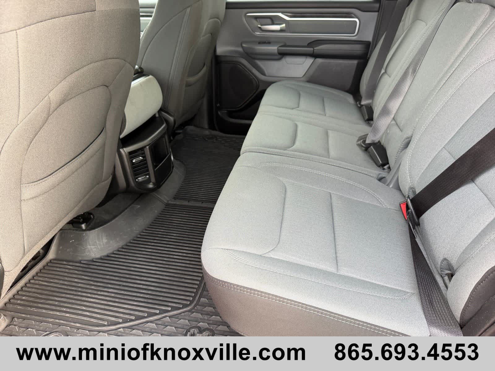 Used 2023 RAM 1500 Big Horn AWD/4WD image 18