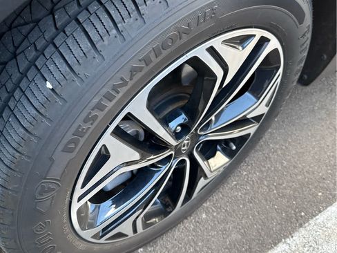 Used 2020 Hyundai Santa Fe SEL AWD/4WD image 2