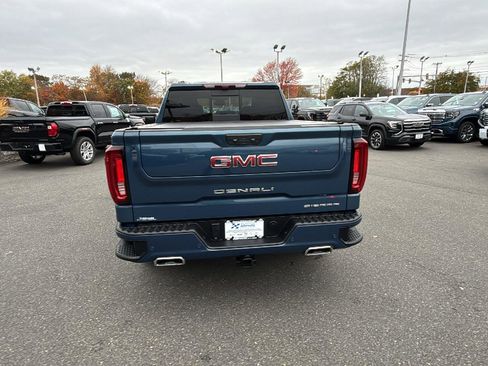 Used 2024 GMC Sierra 1500 Denali w/ Technology Package image 6