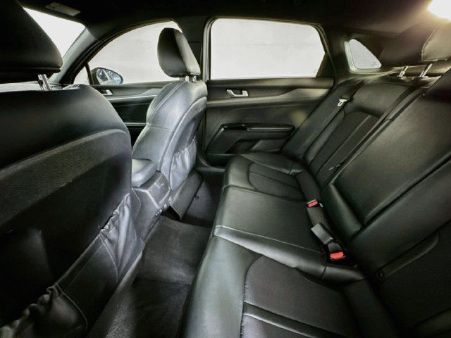 Used 2022 Kia K5 GT-Line FWD image 22