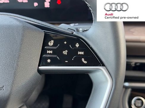 Used 2025 Audi Q5 Prestige AWD/4WD image 33