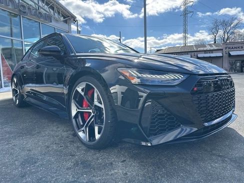 New 2026 Audi RS 6 performance image 7