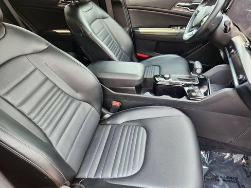 Used 2024 Kia Sportage SX AWD/4WD image 5