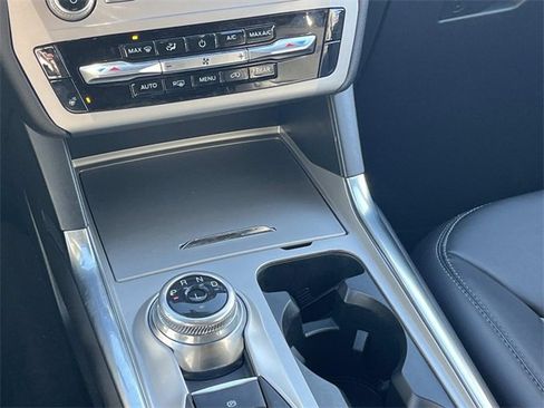 Used 2023 Ford Explorer XLT w/ Equipment Group 202A image 17