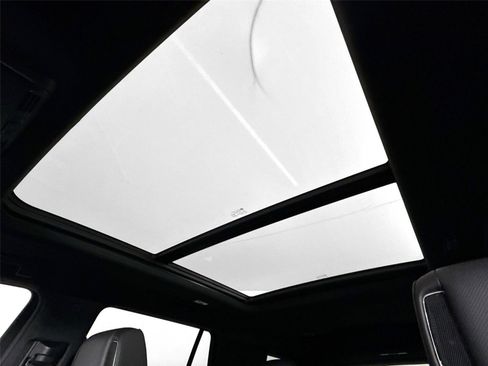 Used 2022 Cadillac Escalade Sport w/ Touring Package image 22